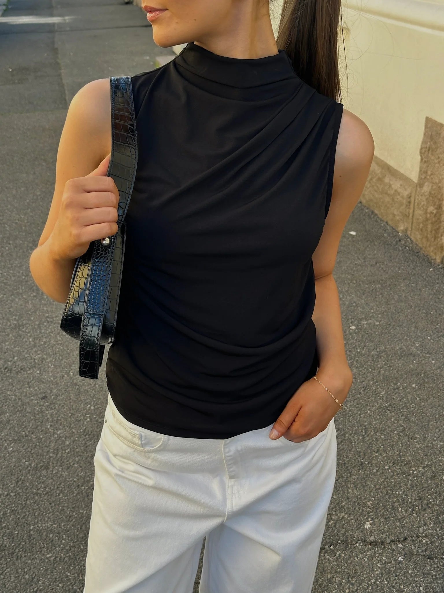 PCMADISON Top - Black